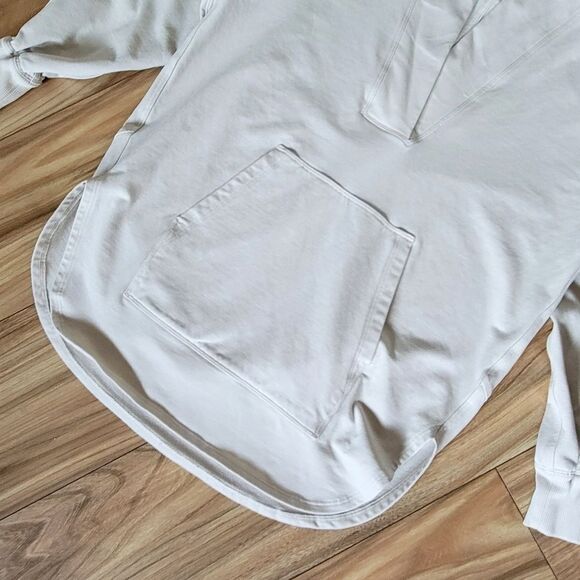Lululemon LA Oversized Long Sleeve V-neck Hi Low Tunic Pullover in White Opal - Picture 5 of 13
